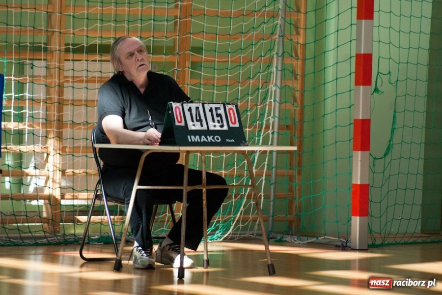 Zdjęcie w galerii na portalu naszraciborz.pl: Puchar Prezydenta w rękach Rafako wiadomości z regionu