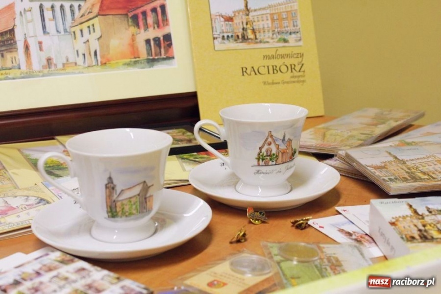 Zdjęcie w galerii na portalu naszraciborz.pl: Takie gadżety promują miasto wiadomości z regionu