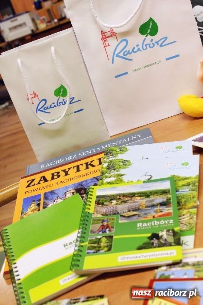 Zdjęcie w galerii na portalu naszraciborz.pl: Takie gadżety promują miasto wiadomości z regionu