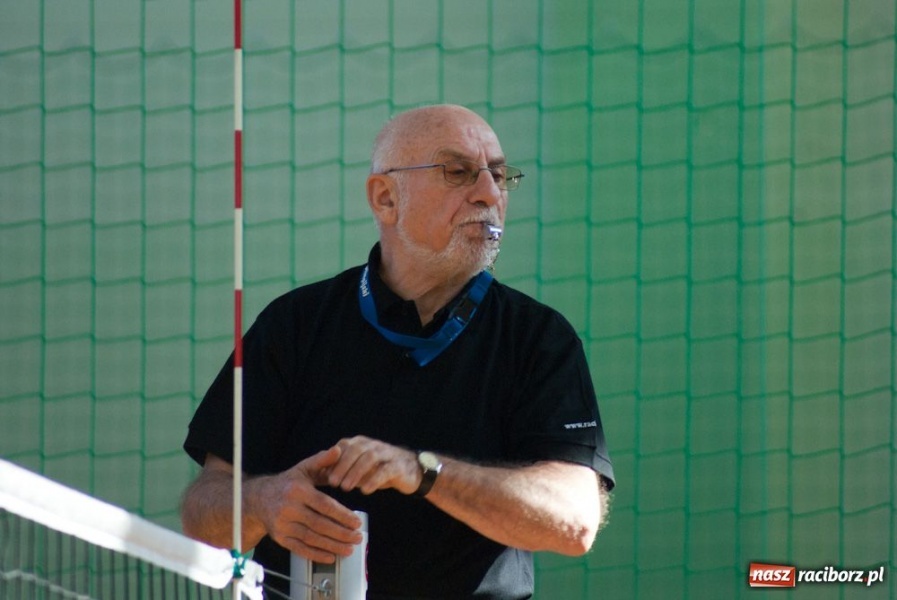 Zdjęcie w galerii na portalu naszraciborz.pl: Puchar Prezydenta w rękach Rafako wiadomości z regionu