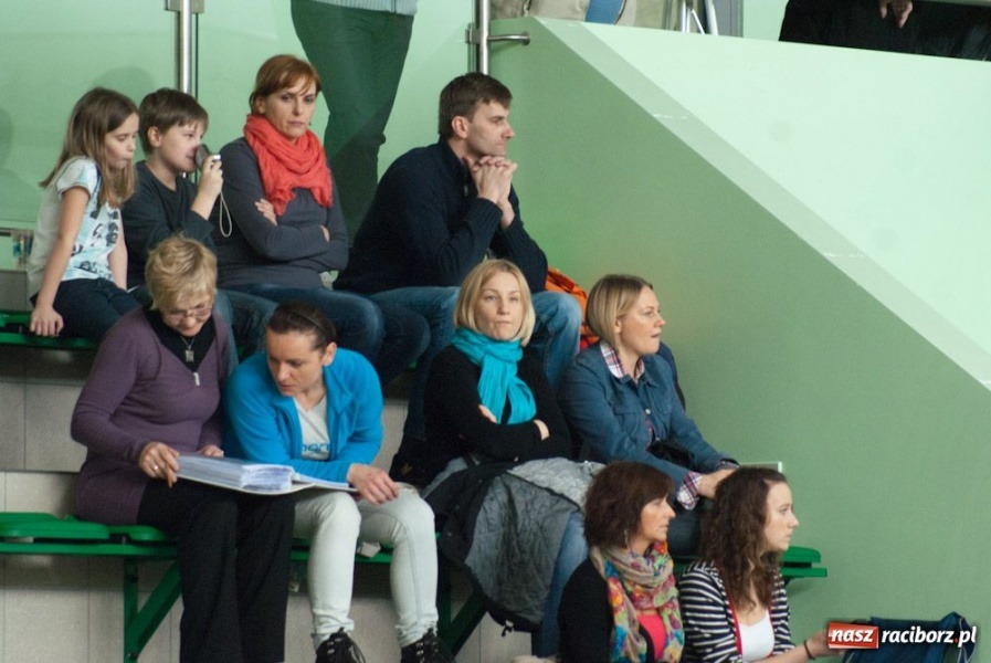 Zdjęcie w galerii na portalu naszraciborz.pl: Puchar Prezydenta w rękach Rafako wiadomości z regionu