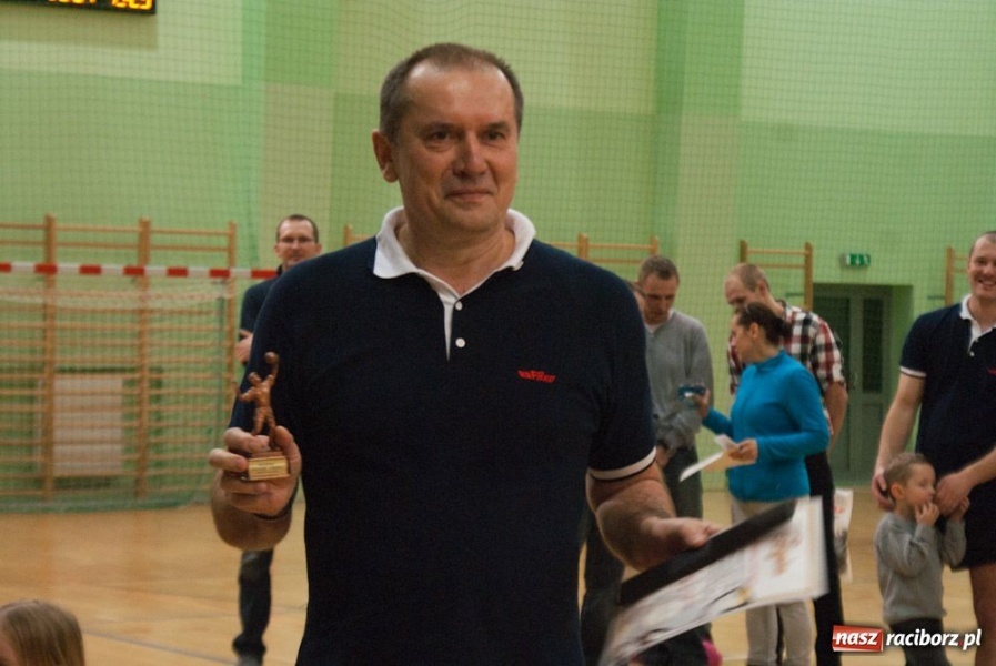 Zdjęcie w galerii na portalu naszraciborz.pl: Puchar Prezydenta w rękach Rafako wiadomości z regionu