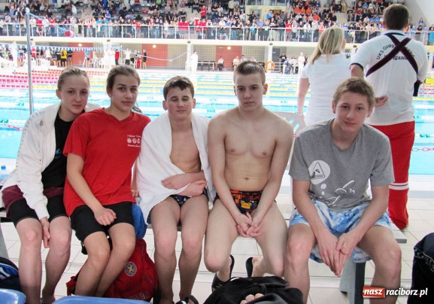 Zdjęcie w galerii na portalu naszraciborz.pl: Pływanie: Medale w sztafetach  wiadomości z regionu