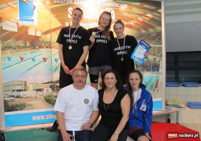 Zdjęcie w galerii na portalu naszraciborz.pl: Pływanie: Medale w sztafetach  wiadomości z regionu