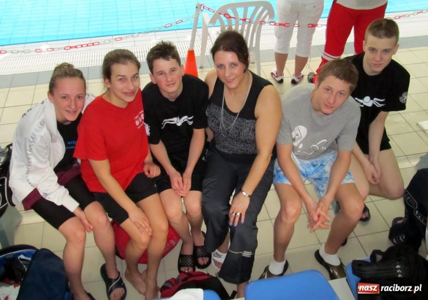 Zdjęcie w galerii na portalu naszraciborz.pl: Pływanie: Medale w sztafetach  wiadomości z regionu