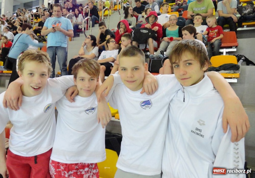 Zdjęcie w galerii na portalu naszraciborz.pl: Pływanie: Medale w sztafetach  wiadomości z regionu