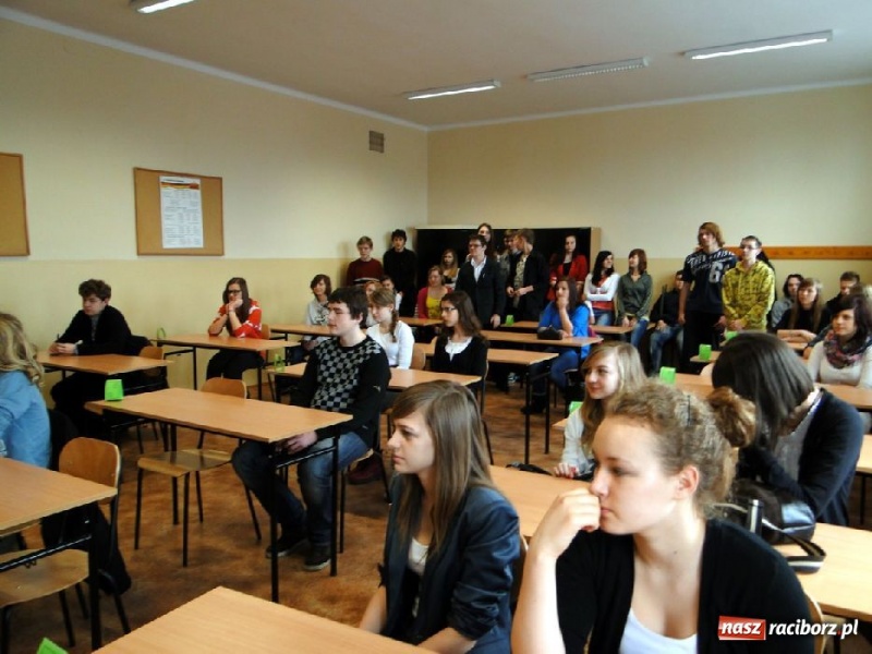 Zdjęcie w galerii na portalu naszraciborz.pl: Olimpiady językowe w Budowlance wiadomości z regionu