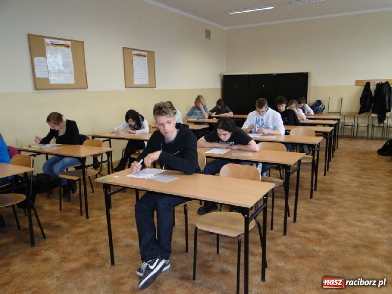 Zdjęcie w galerii na portalu naszraciborz.pl: Olimpiady językowe w Budowlance wiadomości z regionu