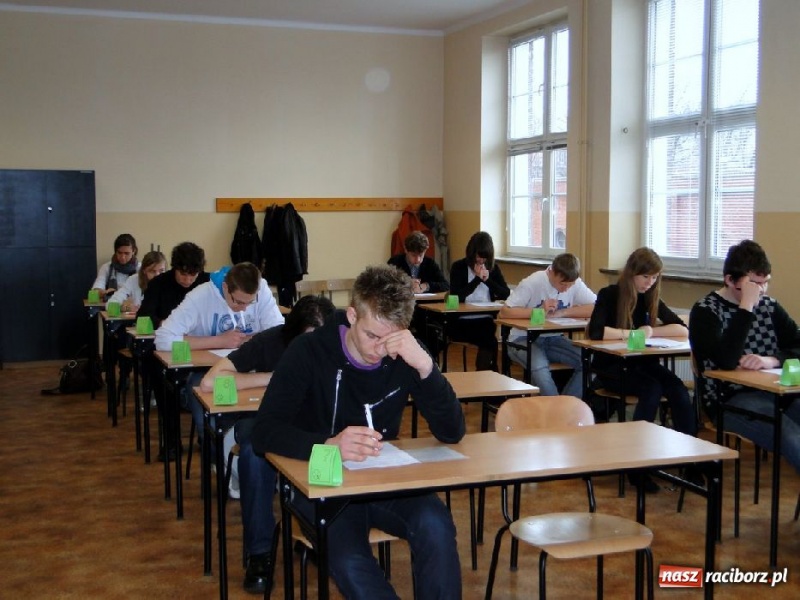 Zdjęcie w galerii na portalu naszraciborz.pl: Olimpiady językowe w Budowlance wiadomości z regionu