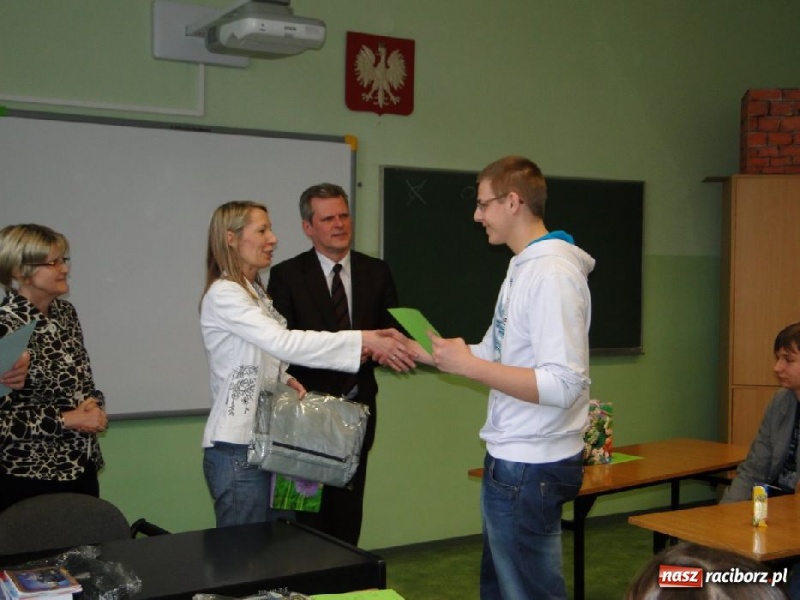 Zdjęcie w galerii na portalu naszraciborz.pl: Olimpiady językowe w Budowlance wiadomości z regionu