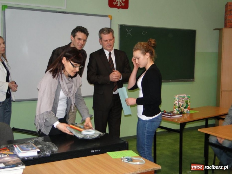 Zdjęcie w galerii na portalu naszraciborz.pl: Olimpiady językowe w Budowlance wiadomości z regionu