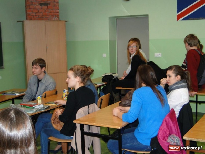 Zdjęcie w galerii na portalu naszraciborz.pl: Olimpiady językowe w Budowlance wiadomości z regionu