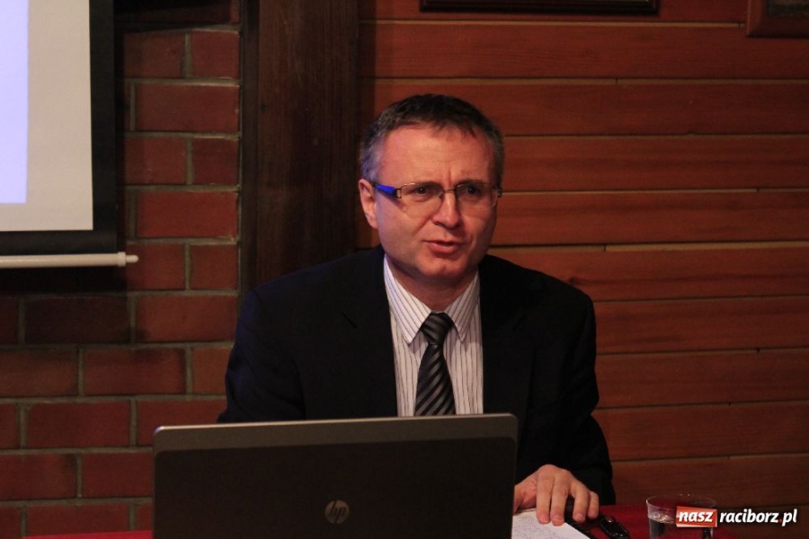 Zdjęcie w galerii na portalu naszraciborz.pl: Prelekcja Norberta Miki w TMZR wiadomości z regionu