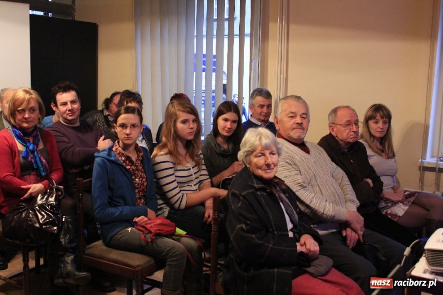 Zdjęcie w galerii na portalu naszraciborz.pl: Prelekcja Norberta Miki w TMZR wiadomości z regionu