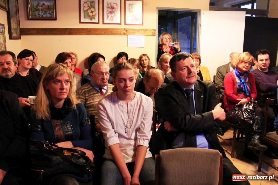 Zdjęcie w galerii na portalu naszraciborz.pl: Prelekcja Norberta Miki w TMZR wiadomości z regionu