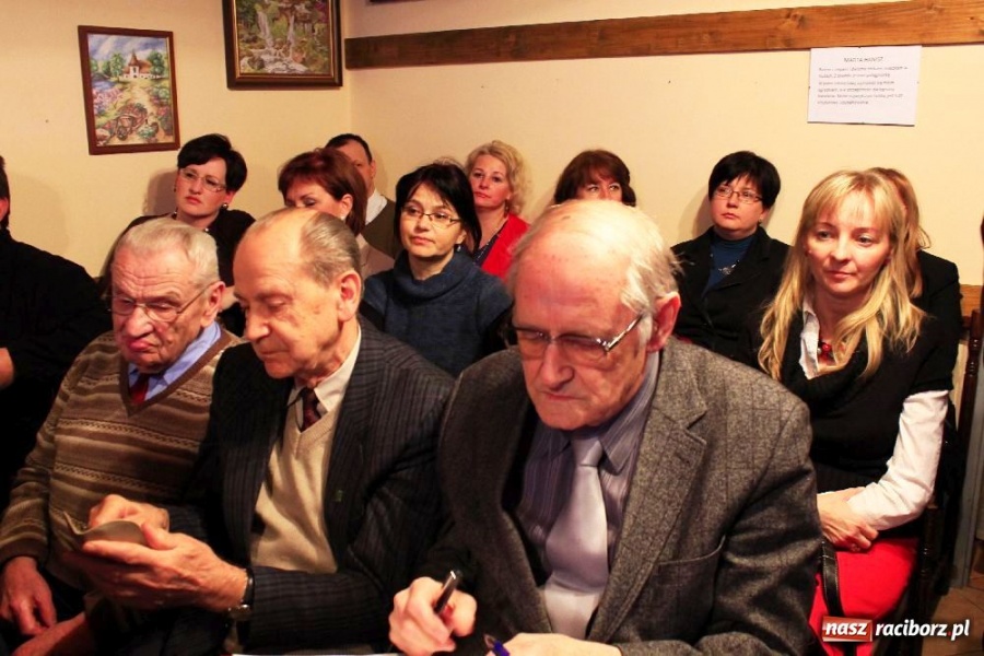 Zdjęcie w galerii na portalu naszraciborz.pl: Prelekcja Norberta Miki w TMZR wiadomości z regionu