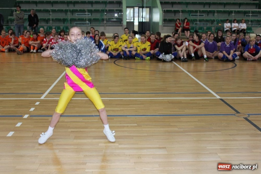 Zdjęcie w galerii na portalu naszraciborz.pl: Dziewczyny z I LO znowu zwyciężyły wiadomości z regionu