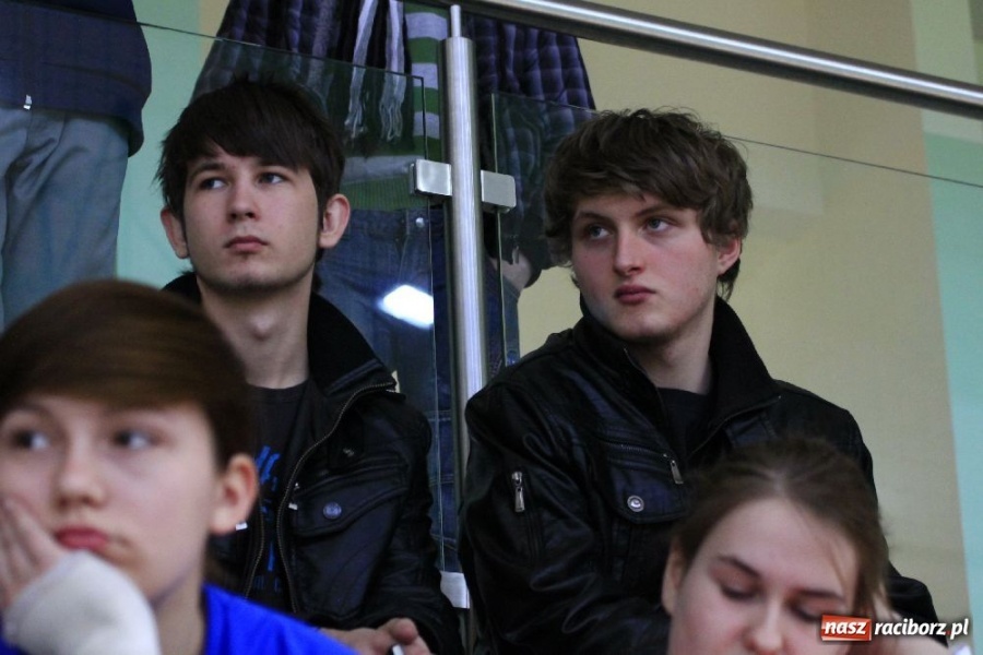 Zdjęcie w galerii na portalu naszraciborz.pl: Dziewczyny z I LO znowu zwyciężyły wiadomości z regionu