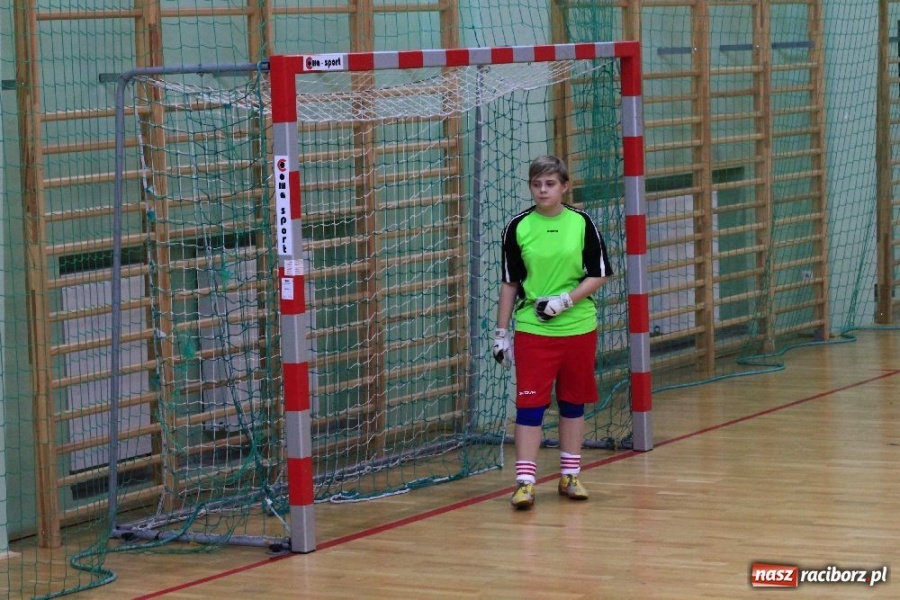 Zdjęcie w galerii na portalu naszraciborz.pl: Dziewczyny z I LO znowu zwyciężyły wiadomości z regionu