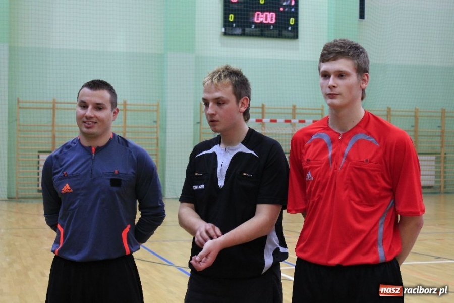 Zdjęcie w galerii na portalu naszraciborz.pl: Dziewczyny z I LO znowu zwyciężyły wiadomości z regionu