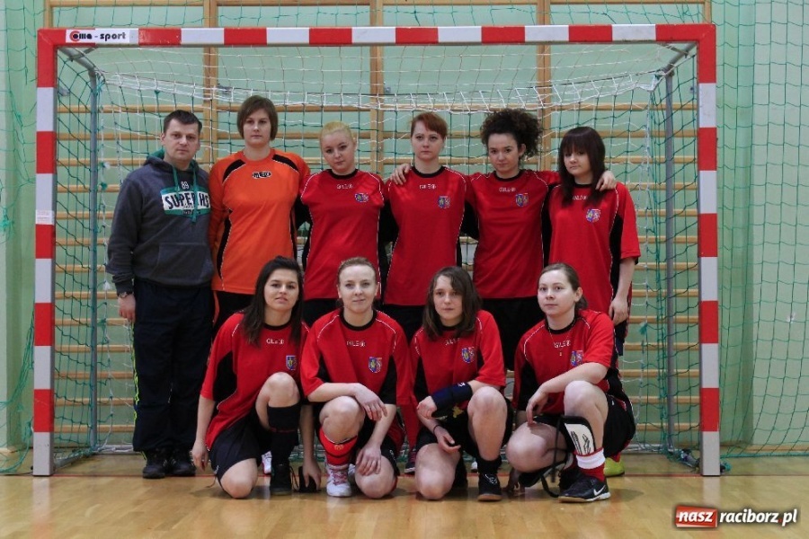 Zdjęcie w galerii na portalu naszraciborz.pl: Dziewczyny z I LO znowu zwyciężyły wiadomości z regionu