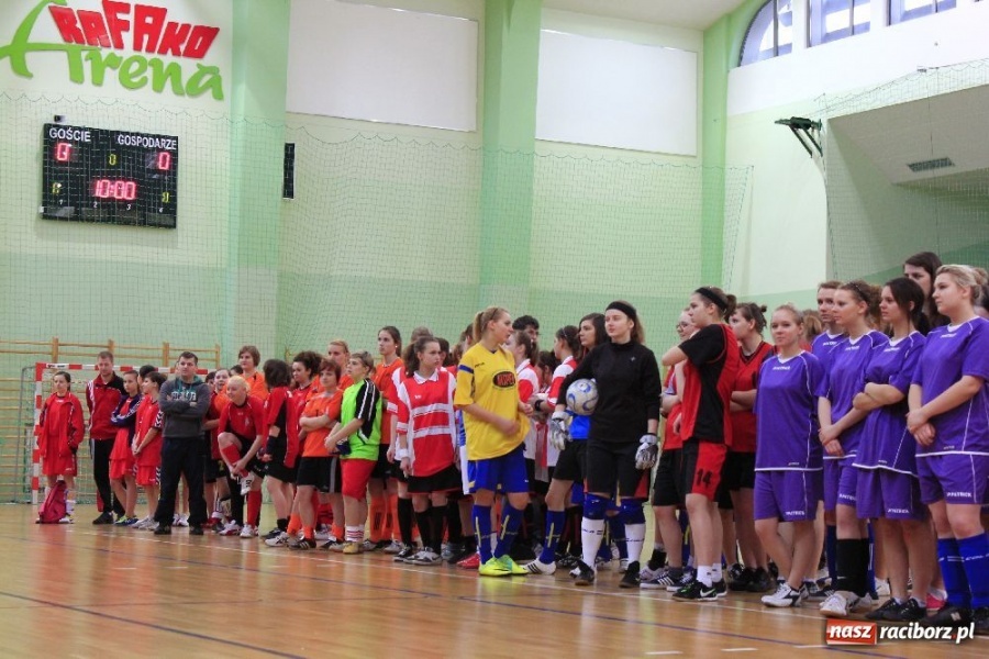 Zdjęcie w galerii na portalu naszraciborz.pl: Dziewczyny z I LO znowu zwyciężyły wiadomości z regionu