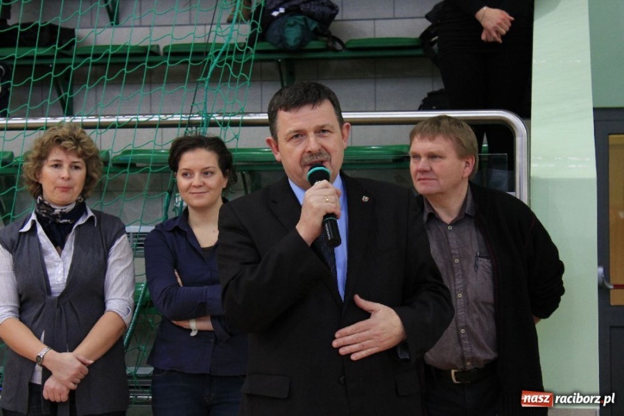 Zdjęcie w galerii na portalu naszraciborz.pl: Dziewczyny z I LO znowu zwyciężyły wiadomości z regionu