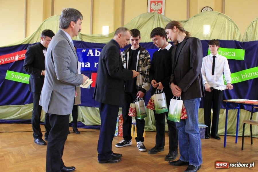 Zdjęcie w galerii na portalu naszraciborz.pl: Ekonomiczne potyczki w ZSE wiadomości z regionu