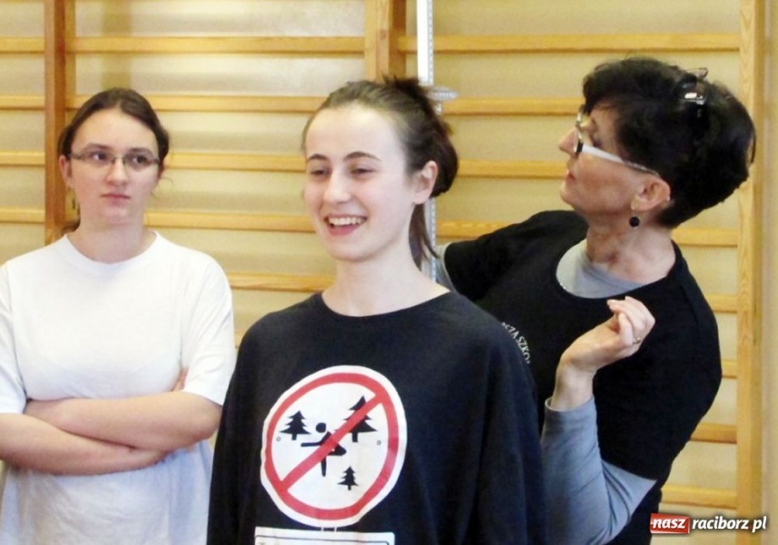 Zdjęcie w galerii na portalu naszraciborz.pl: PWSZ promuje się w I LO  wiadomości z regionu