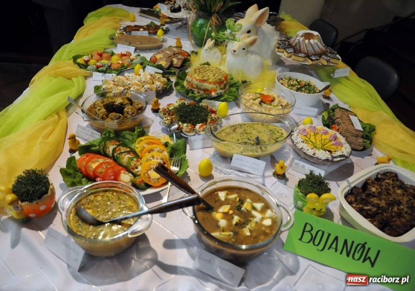 Zdjęcie w galerii na portalu naszraciborz.pl: Stoły w Krzanowicach przeżyły oblężenie wiadomości z regionu