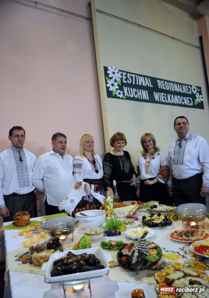 Zdjęcie w galerii na portalu naszraciborz.pl: Stoły w Krzanowicach przeżyły oblężenie wiadomości z regionu