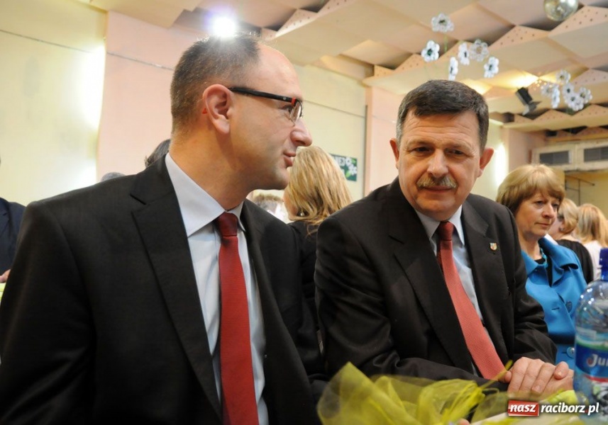 Zdjęcie w galerii na portalu naszraciborz.pl: Stoły w Krzanowicach przeżyły oblężenie wiadomości z regionu