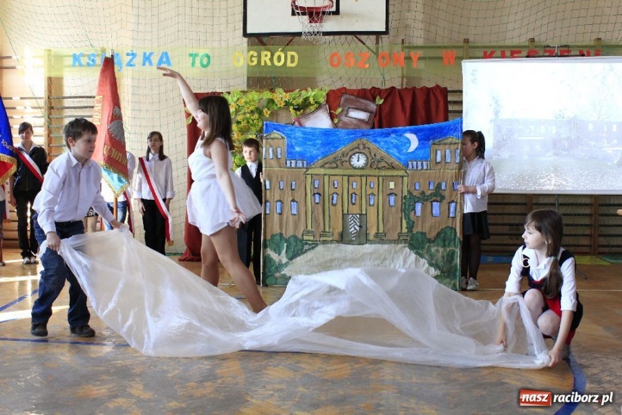 Zdjęcie w galerii na portalu naszraciborz.pl: Święto szkoły w Grzegorzowicach wiadomości z regionu