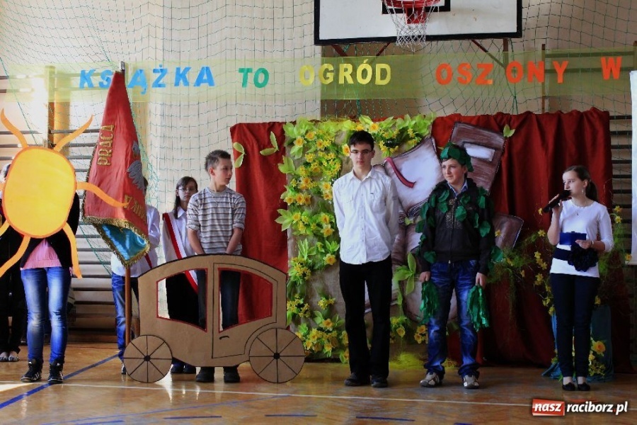 Zdjęcie w galerii na portalu naszraciborz.pl: Święto szkoły w Grzegorzowicach wiadomości z regionu
