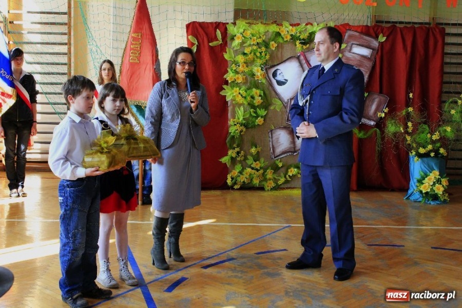 Zdjęcie w galerii na portalu naszraciborz.pl: Święto szkoły w Grzegorzowicach wiadomości z regionu