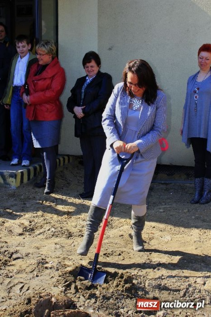 Zdjęcie w galerii na portalu naszraciborz.pl: Święto szkoły w Grzegorzowicach wiadomości z regionu