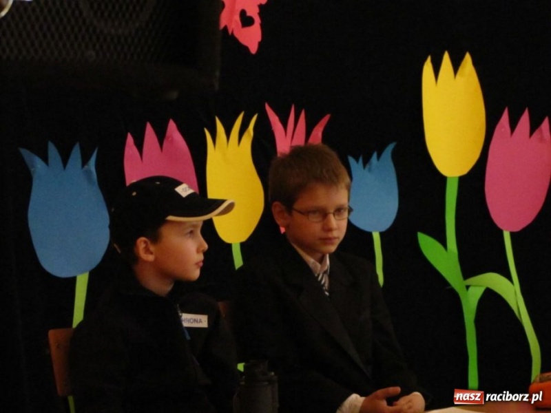 Zdjęcie w galerii na portalu naszraciborz.pl: Wiosenny dzień otwarty w SP 13 wiadomości z regionu