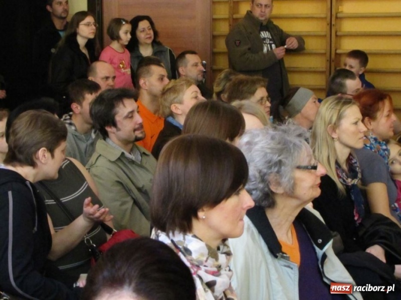 Zdjęcie w galerii na portalu naszraciborz.pl: Wiosenny dzień otwarty w SP 13 wiadomości z regionu