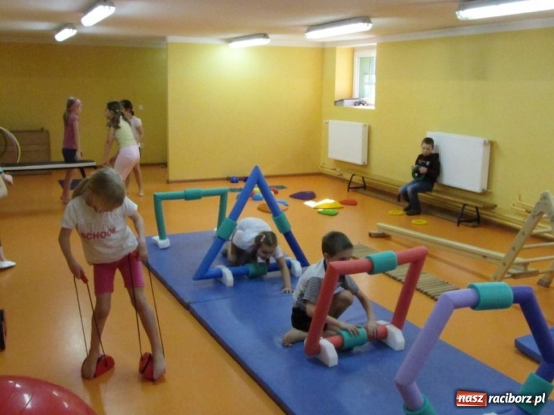 Zdjęcie w galerii na portalu naszraciborz.pl: Wiosenny dzień otwarty w SP 13 wiadomości z regionu