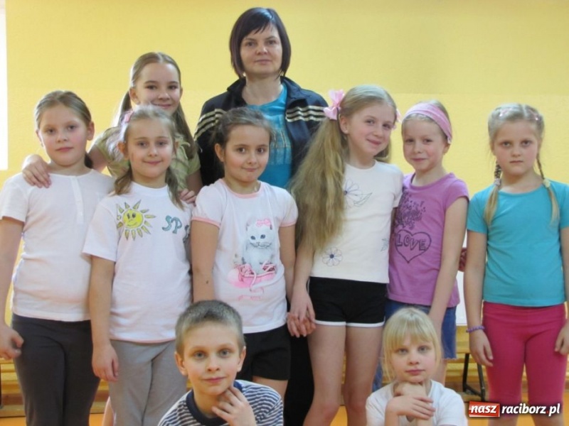 Zdjęcie w galerii na portalu naszraciborz.pl: Wiosenny dzień otwarty w SP 13 wiadomości z regionu