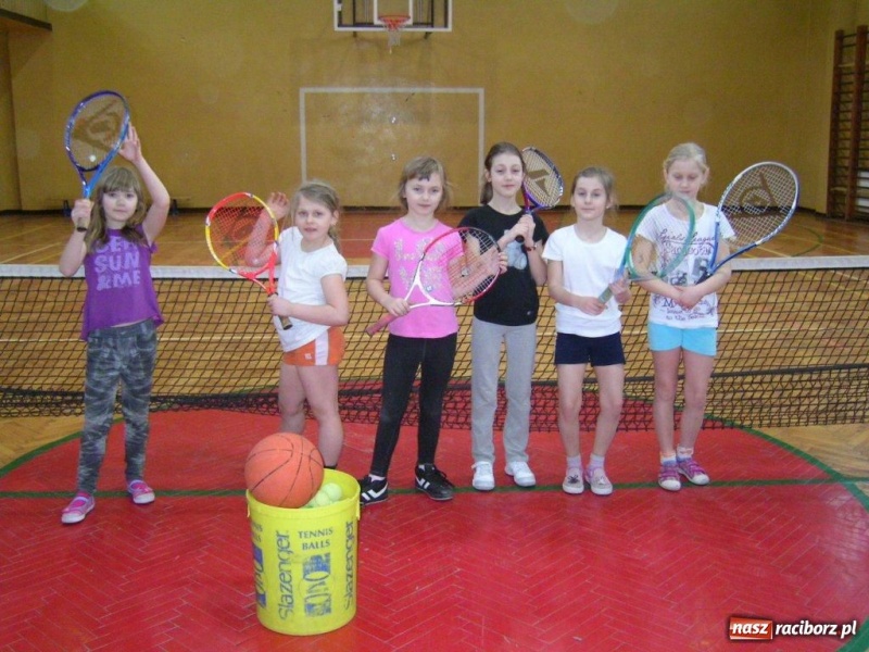 Zdjęcie w galerii na portalu naszraciborz.pl: Dzień Kobiet u tenisistów wiadomości z regionu