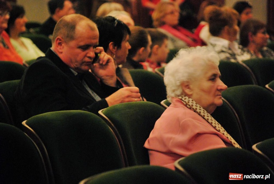 Zdjęcie w galerii na portalu naszraciborz.pl: Wystąpili, by pomóc Marcinkowi wiadomości z regionu