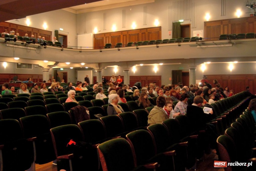 Zdjęcie w galerii na portalu naszraciborz.pl: Wystąpili, by pomóc Marcinkowi wiadomości z regionu