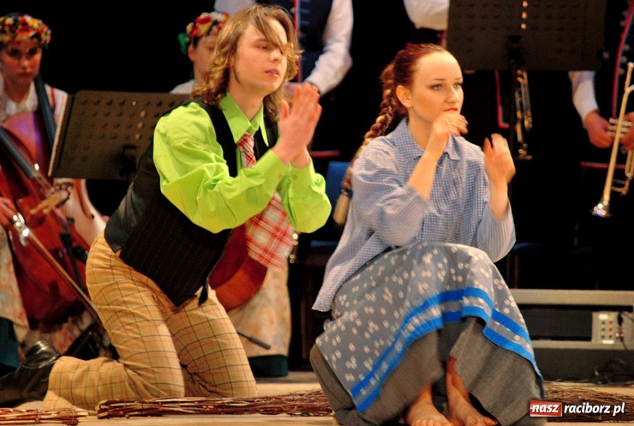 Zdjęcie w galerii na portalu naszraciborz.pl: Wystąpili, by pomóc Marcinkowi wiadomości z regionu