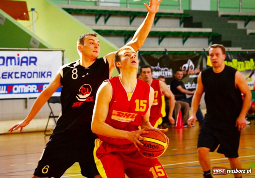 Zdjęcie w galerii na portalu naszraciborz.pl: Rzut Monstersów na miarę zwycięstwa wiadomości z regionu