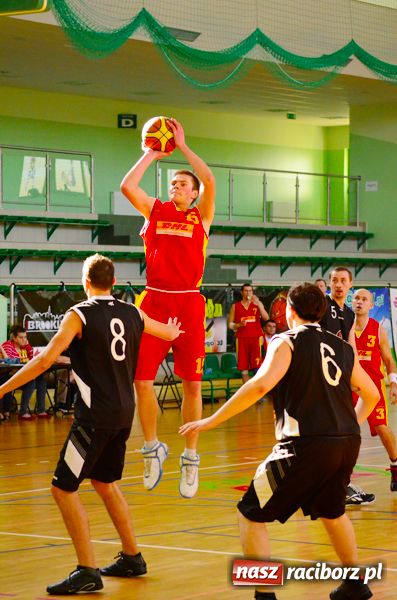 Zdjęcie w galerii na portalu naszraciborz.pl: Rzut Monstersów na miarę zwycięstwa wiadomości z regionu