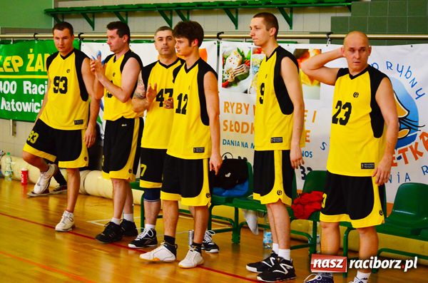 Zdjęcie w galerii na portalu naszraciborz.pl: Rzut Monstersów na miarę zwycięstwa wiadomości z regionu