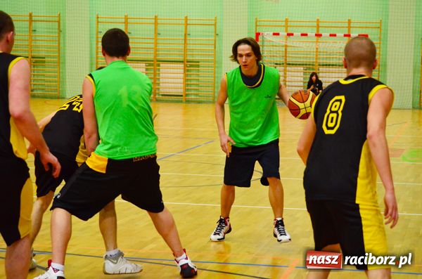 Zdjęcie w galerii na portalu naszraciborz.pl: Rzut Monstersów na miarę zwycięstwa wiadomości z regionu