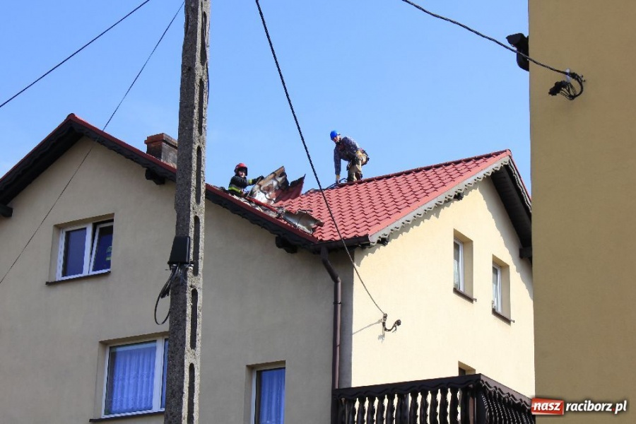Zdjęcie w galerii na portalu naszraciborz.pl: Pożar domu w Krowiarkach wiadomości z regionu