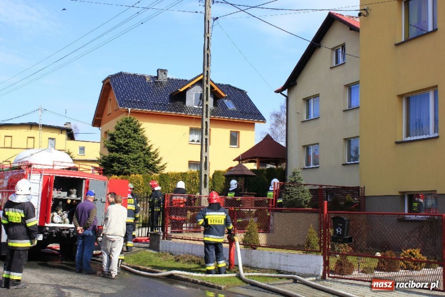 Zdjęcie w galerii na portalu naszraciborz.pl: Pożar domu w Krowiarkach wiadomości z regionu